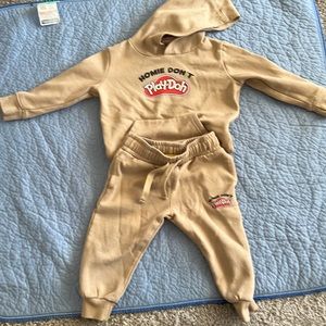 “Hom don’t Play-Doh” 2 piece sweatsuit